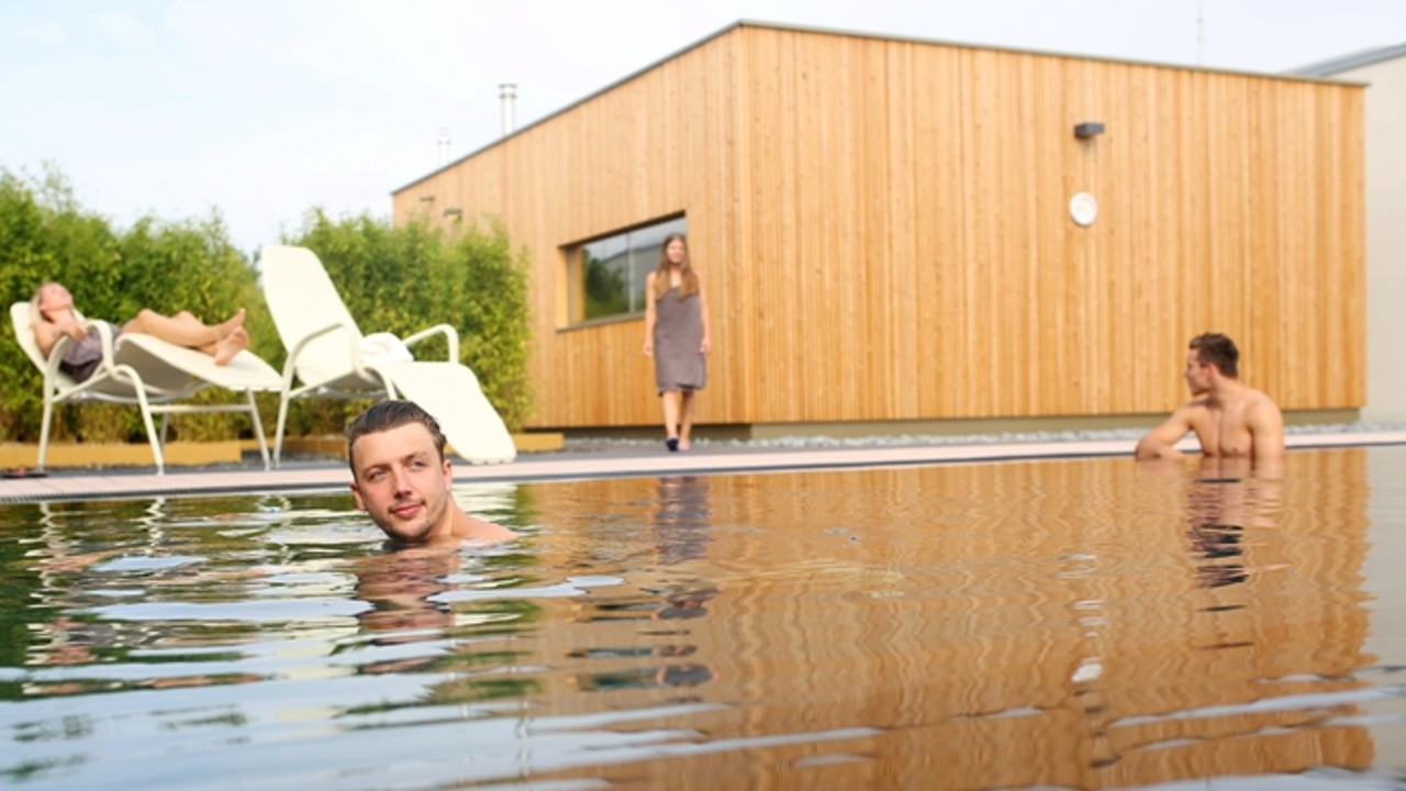 BLP_blu_sauna_dachgarten_Ausschwimmbecken , © Kathleen Friedrich