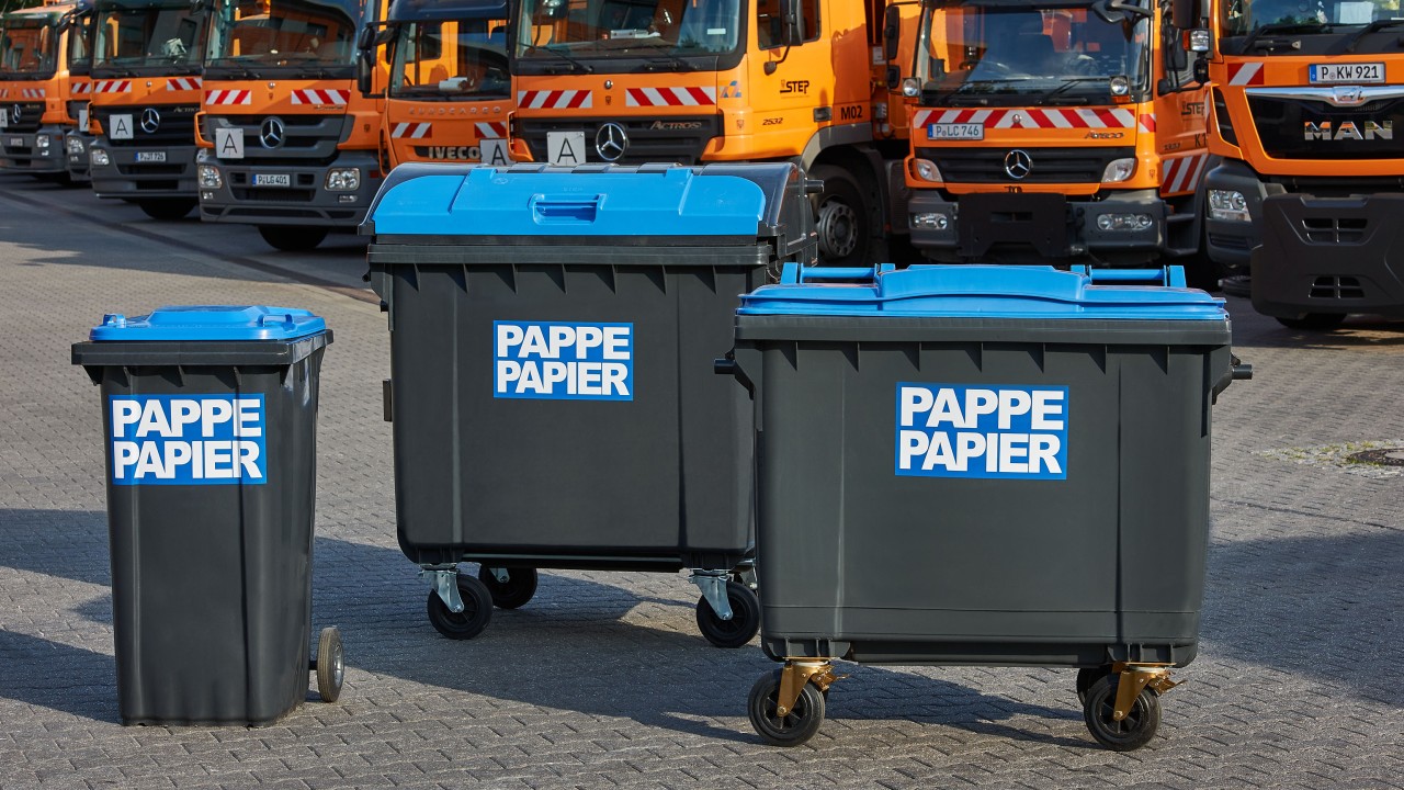 Papiertonnen verschiedener Größen