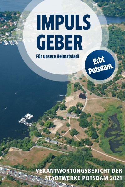 Titelbild vom Stadtwerke Verantwortungsbericht 2021 mit einer Luftaufnahme von Potsdam
